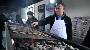 AKÇAABAT KÖFTESİ VE KARADENİZ’E ÖZGÜ LEZZETLER BAŞKENT’TE BÜYÜK BEĞENİ