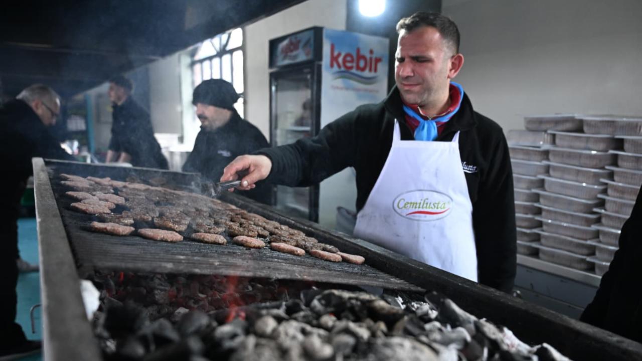 AKÇAABAT KÖFTESİ VE KARADENİZ’E ÖZGÜ LEZZETLER BAŞKENT’TE BÜYÜK BEĞENİ