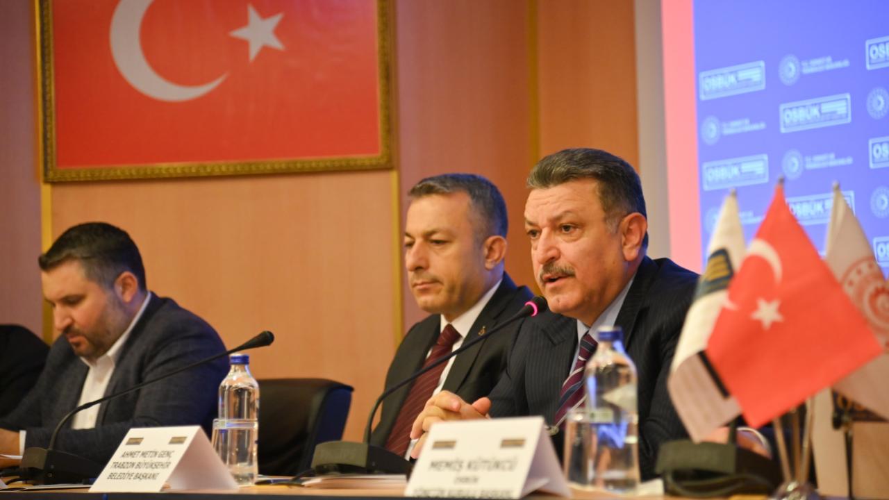 BAŞKAN GENÇ: SANAYİCİMİZİN YANINDA OLMAK GÖREVİMİZDİR