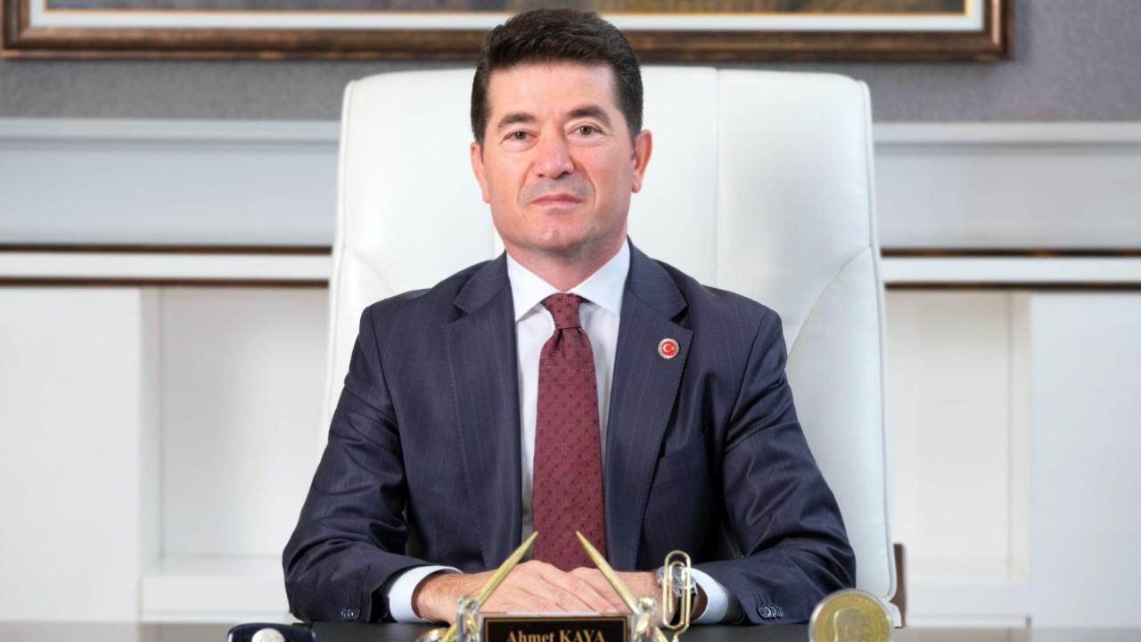 BAŞKAN KAYA, SEBATSPOR'U KUTLADI