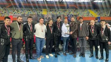 BÜYÜKŞEHİR HALK OYUNLARINDA ÇİFTE ŞAMPİYON