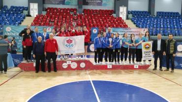 BÜYÜKŞEHİR MASA TENİSİNDE 1. LİG’E YÜKSELDİ