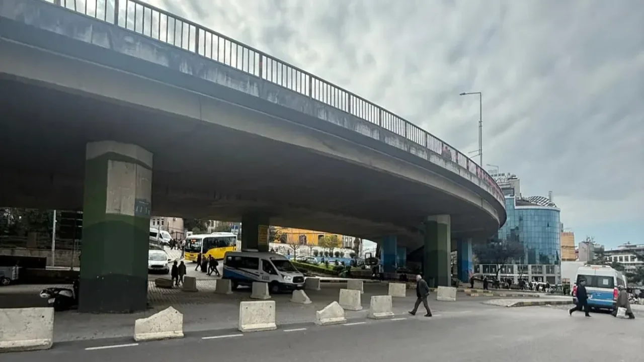 GENÇ TANJANT KÖPRÜSÜ İÇİN NET KONUŞTU: MÜMKÜNSE KALDIRACAĞIZ!