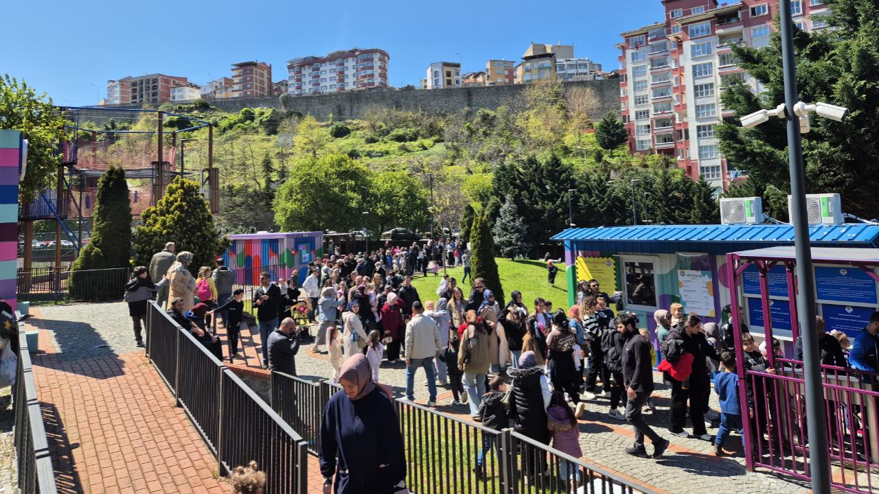 MACERA PARKI DOLDU TAŞTI