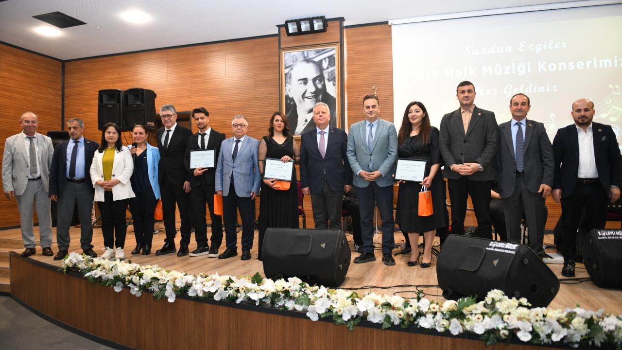 ORTAHİSAR'DA "SAZDAN EZGİLER" İLE TÜRKÜ ŞÖLENİ YAŞANDI