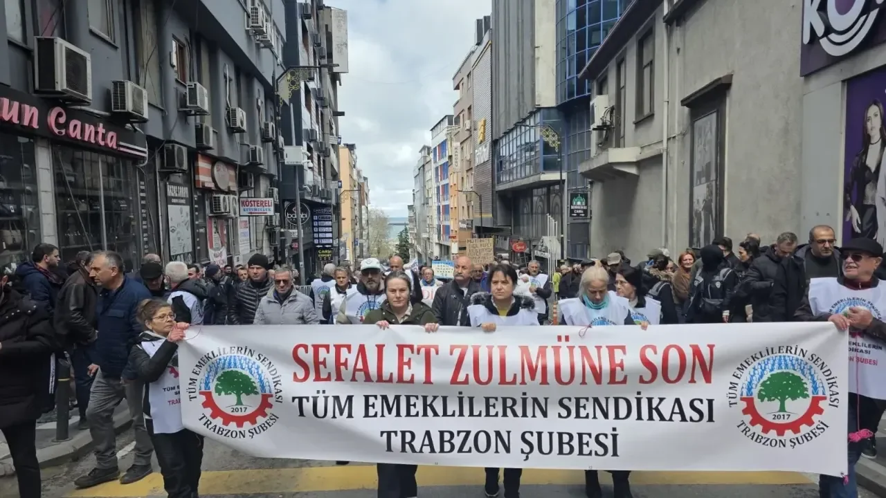 TRABZON'DA EMEKLİLER KAZAN KALDIRDI: GEÇİNEMİYORUZ!