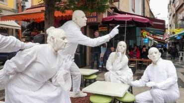 TRABZON'DA 5. ULUSLARARASI TİYATRO FESTİVALİ BAŞLADI