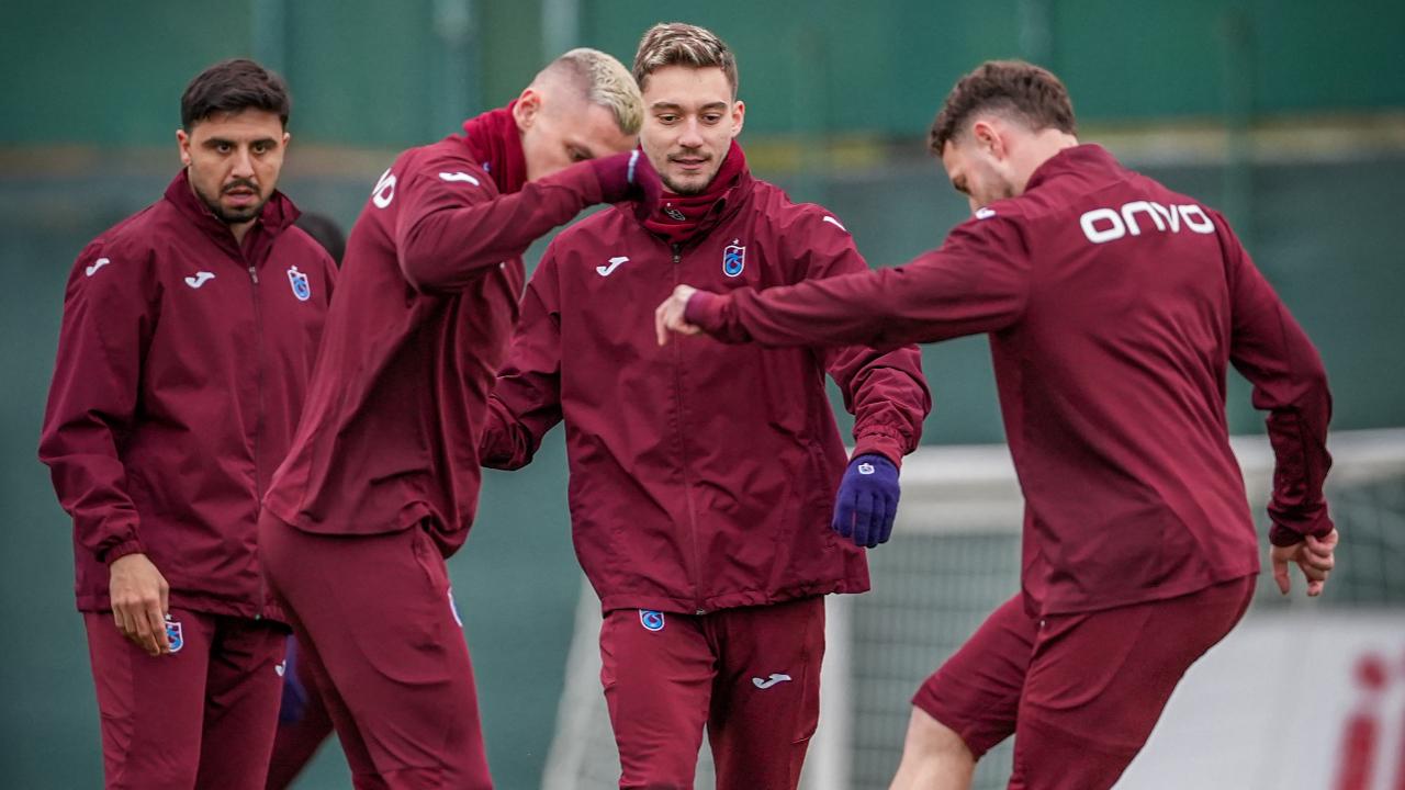 TRABZONSPOR, GÖZTEPE MESAİSİNE BAŞLADI