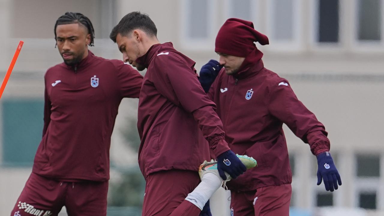 TRABZONSPOR'DA YÜZLER ASIK: MORALLER DİP YAPTI!