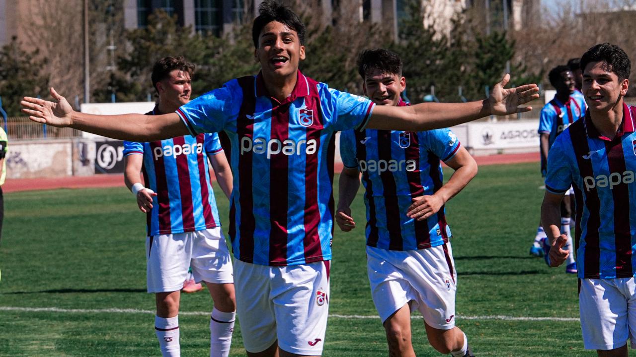 TRABZONSPOR'UN GENÇLERİ HATA YAPMADI