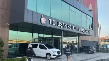 UŞAK BELEDİYESİ'NE 2.OPERASYON: 16 TUTUKLAMA