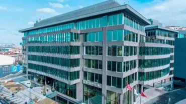 ÜSKÜDAR BELEDİTESİ'NE OPERASYON: 20 GÖZALTI