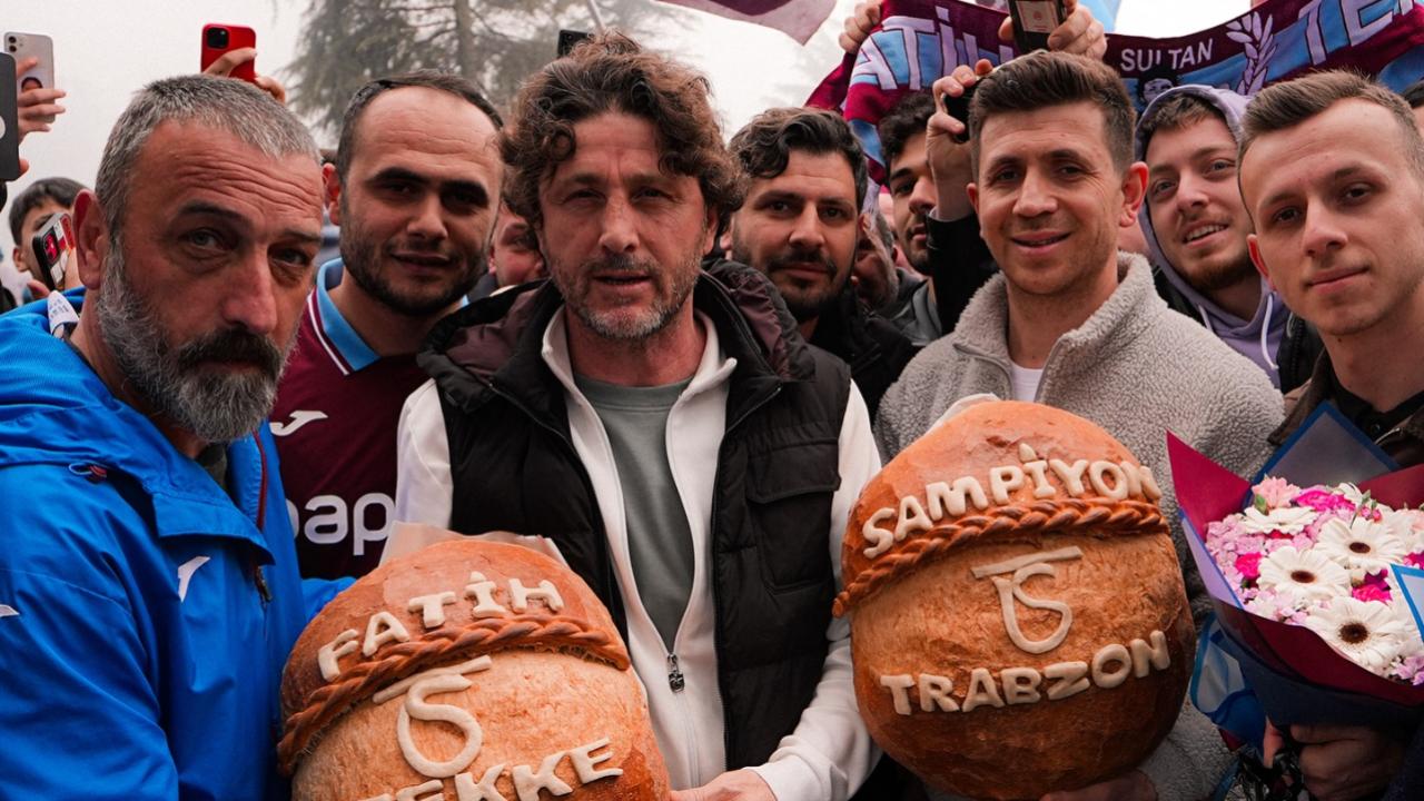 VAKFIKEBİR'DE TRABZONSPOR'A COŞKULU UĞURLAMA