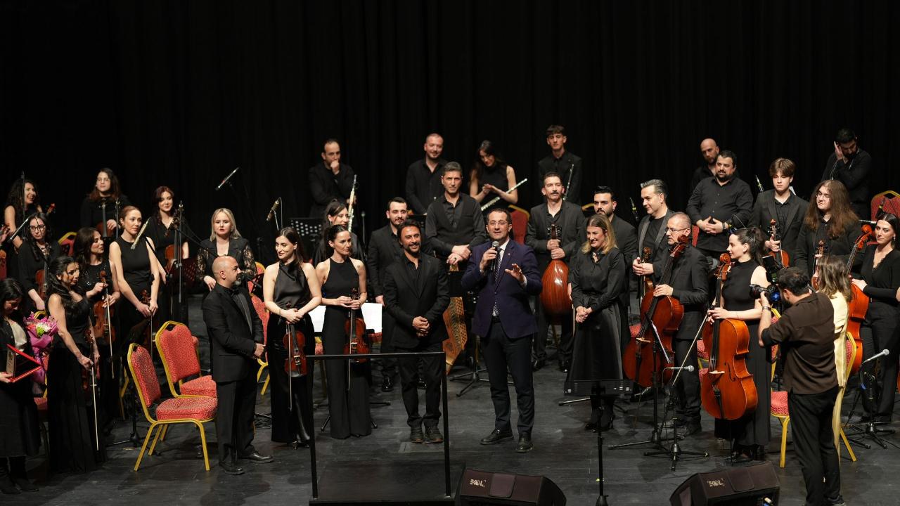 AKÇAABAT BELEDİYESİ ŞEHİR ORKESTRASI’NDAN MUHTEŞEM KONSER
