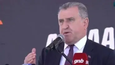 BAKAN BAK BU KEZ 'ŞAMPİYON TRABZONSPOR' DEDİ!