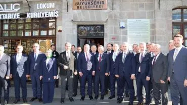 BAKAN BAK'TAN BÜYÜKŞEHİR'E ZİYARET