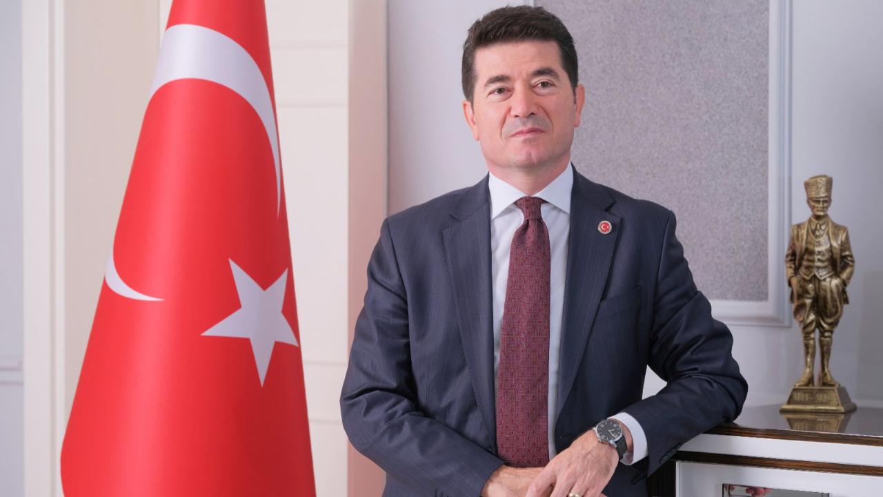 BAŞKAN KAYA, 1 MAYIS EMEK VE DAYANIŞMA GÜNÜ'NÜ KUTLADI