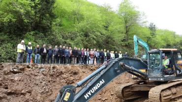 ÇARDAKLI GRUP YOLU’NDA  İLK KAZMA VURULDU