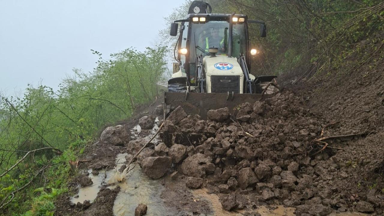 HEYECANIN KAPATTIĞI YOLLAR ULAŞIMA AÇILDI