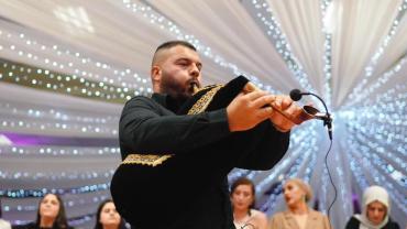 KARADENİZ’İN AVRUPA’DAKİ SESİ: TULUMCU KADİR