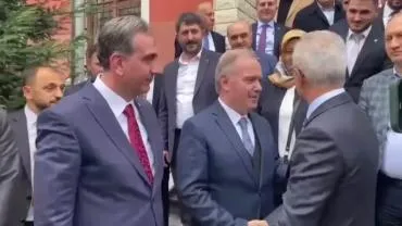 SÜRMENE BELEDİYESİ'NDE BORÇ KRİZİ! ÜSTÜN'DEN AZİZOĞLU'NA TEPKİ