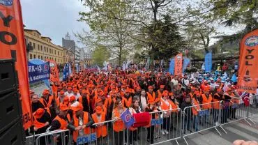 TRABZON'DA 1 MAYIS COŞKUSU