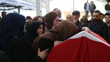 TÜRKİYE ALMİNA'YA AĞLADI