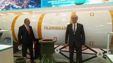 YERLİ FÜZE “YILDIRIMHAN”NIN TANITIMINDA KTÜ YERİNİ ALDI