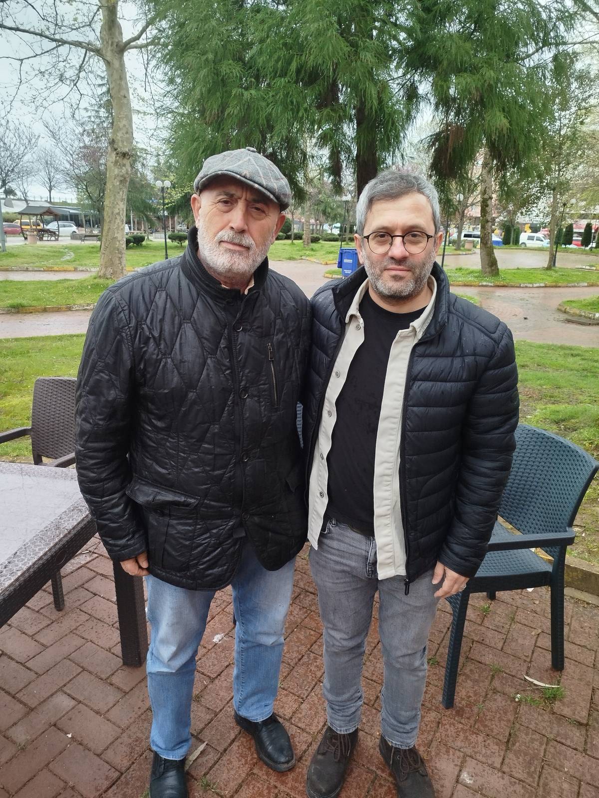 MALKOÇOĞLU'NDAN ARAKLI BELEDİYESİ'NE SERT SÖZLER: PEMBE TABLO ÇİZİYORLAR, İLÇENİN 5 YILI KAYIP!