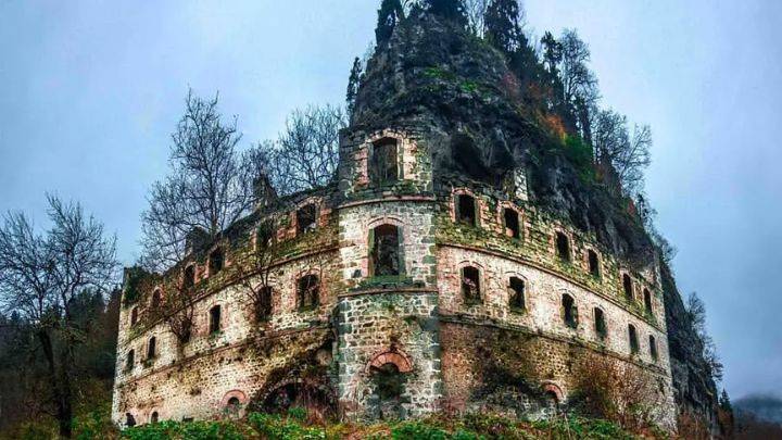 BAŞKAN KOÇHAN'DAN YENİDEN ADAYLIK SİNYALİ: DURMAK YOK YOLA DEVAM